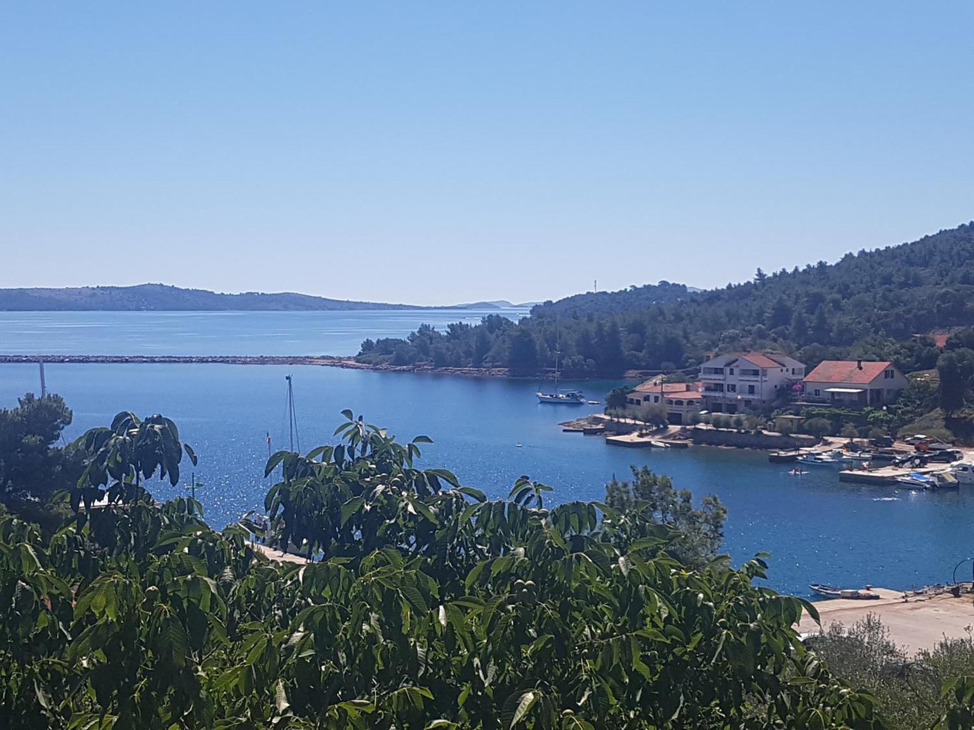 Extra Spacious Seaview Apartments Close To The Beach, With Large Terraces And Free Wi-Fi & Ac & Bbq & Parking Space Sali Quarto foto